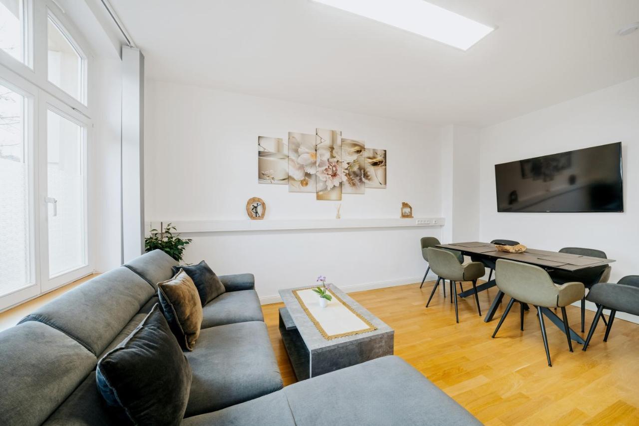 Blissplace 3 Zi Premium Apartment Nahe Getec Arena Mit Kingsize Betten Und Balkon 马格德堡 外观 照片